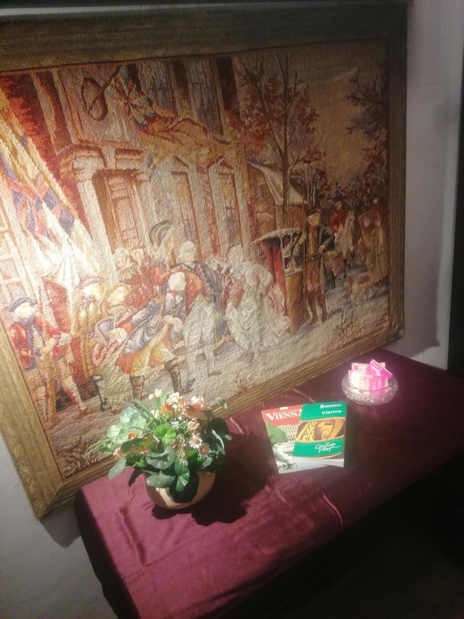 Luxury Near Castle Hotel Wien Ngoại thất bức ảnh
