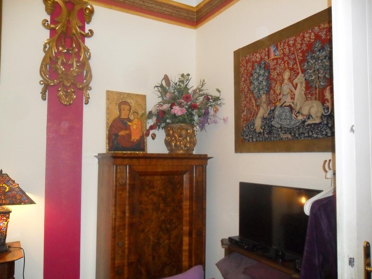 Luxury Near Castle Hotel Wien Ngoại thất bức ảnh
