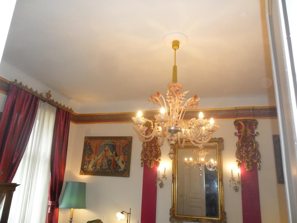 Luxury Near Castle Hotel Wien Ngoại thất bức ảnh