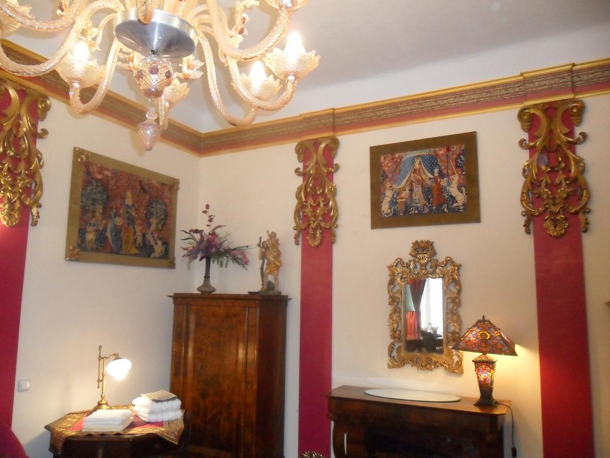 Luxury Near Castle Hotel Wien Ngoại thất bức ảnh